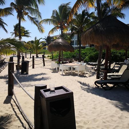 Beachside Corasol El Amanecer De Frida Para 2 Personas 신데 델 카르멘 외부 사진